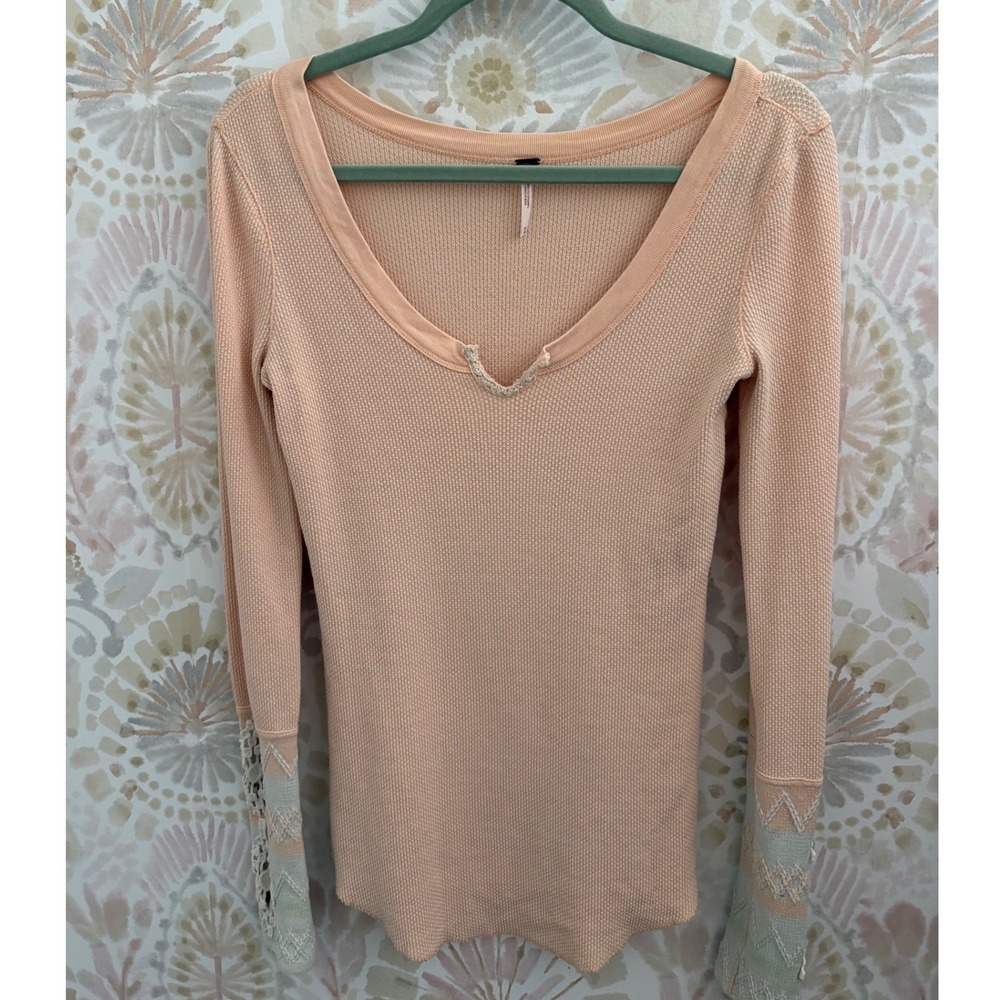 Free People Peach Kombucha Crochet Cuff Thermal Top Shirt M